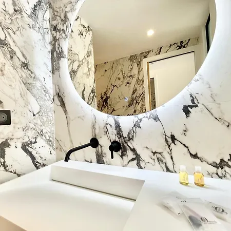 Duplex En Plein Coeur De Cannes, 5 Min Walk To Croisette And Palais Apartment